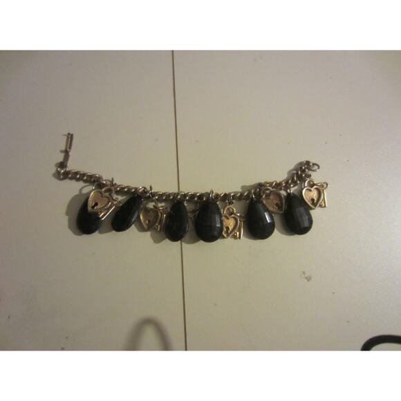 Gold Tone Charm Bracelet Black Teardrops & Heart Lock Charms - Picture 6 of 6